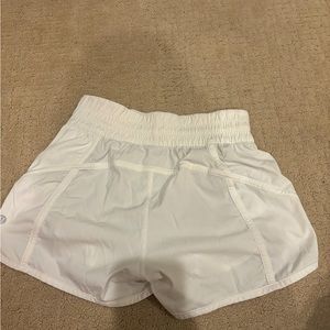 Brand: Lululemon
Color: White
Size: 4